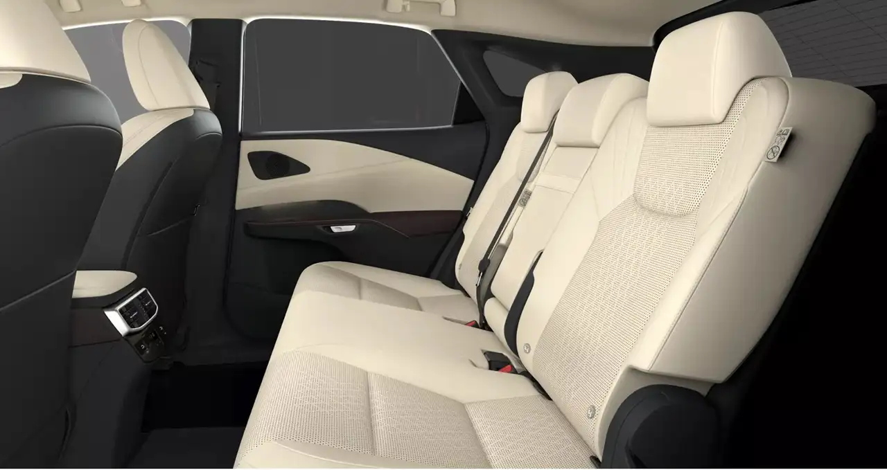 Lexus RX 8