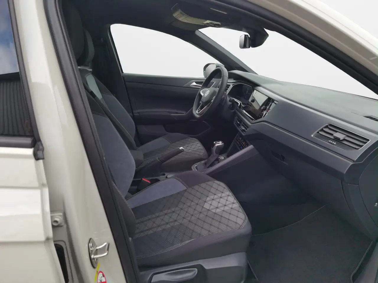 Volkswagen Taigo 13