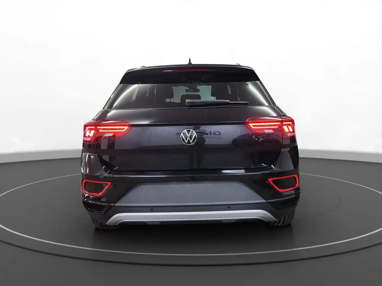 Volkswagen T-Roc 6