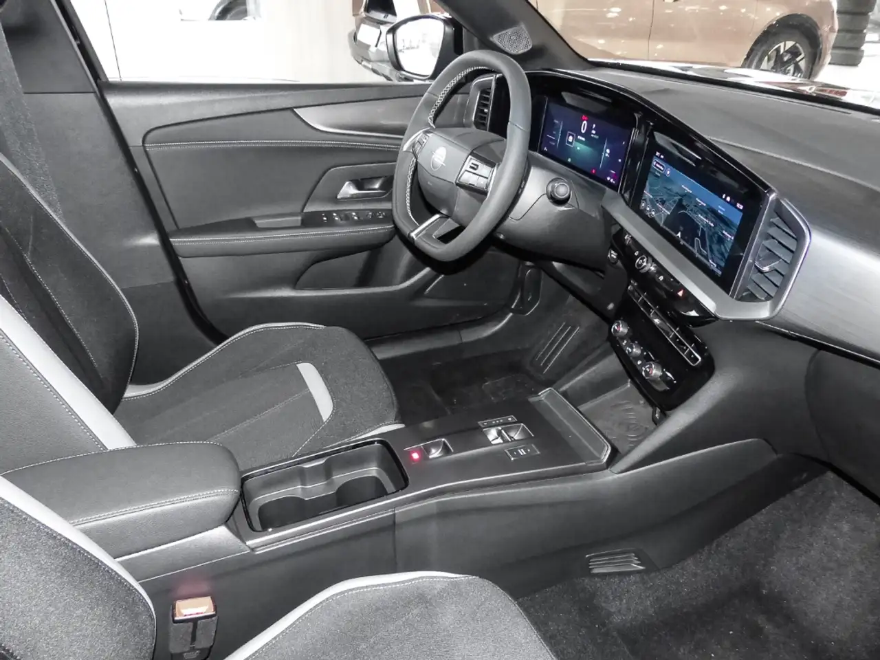 Opel Mokka-E 4