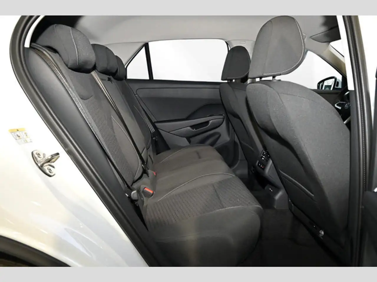 Volkswagen T-Roc 7