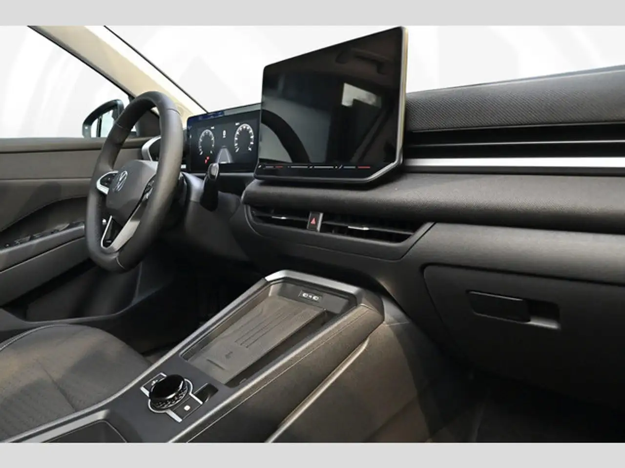 Volkswagen T-Roc 11