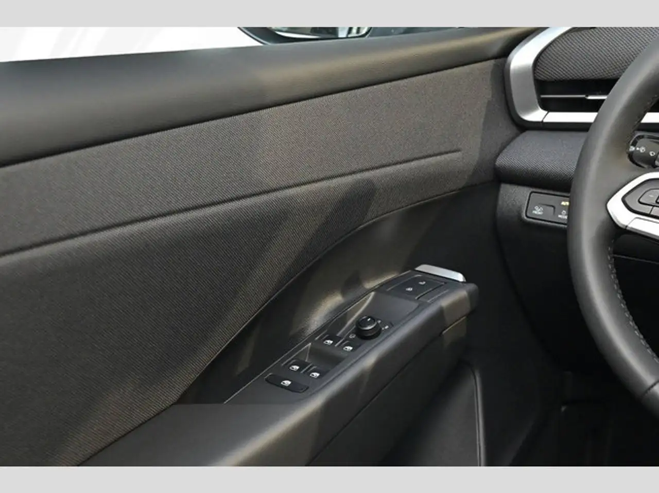 Volkswagen T-Roc 15