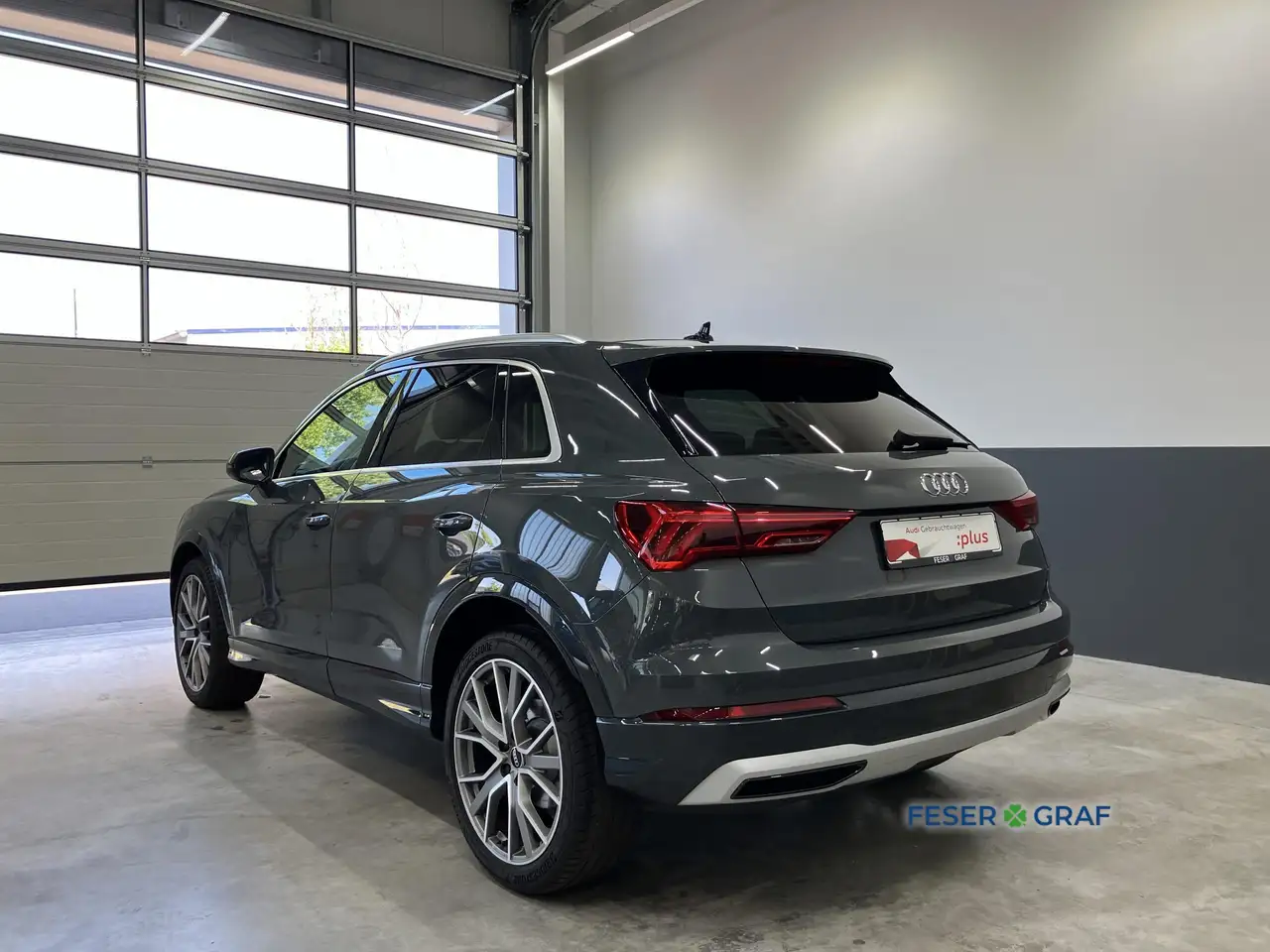 Audi Q3 4