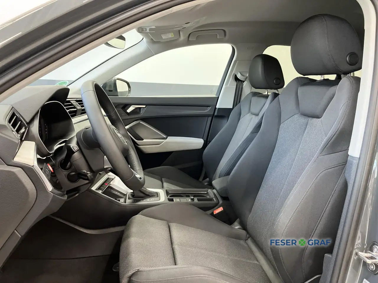 Audi Q3 6