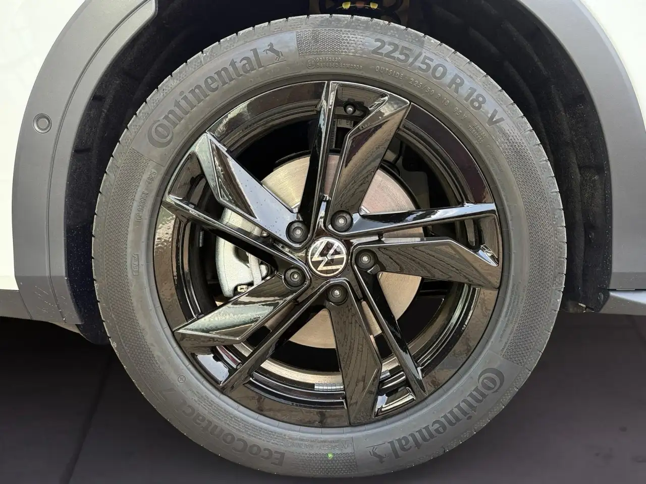 Volkswagen T-Roc 7
