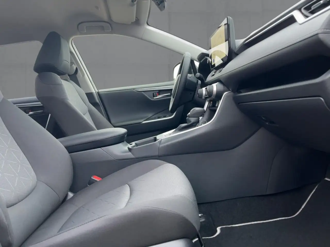 Toyota RAV4 11