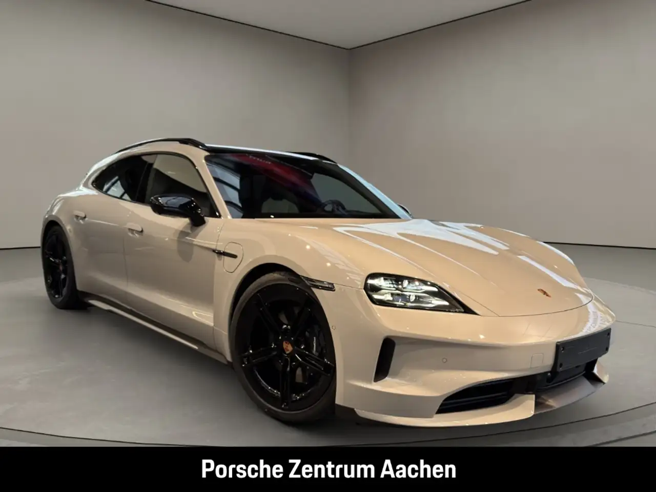 Porsche Taycan 11