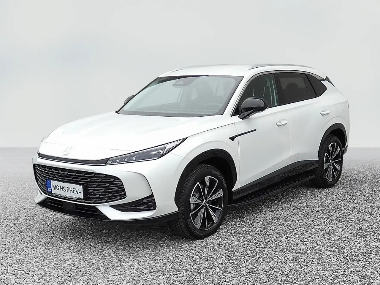 MG HS PHEV+ 3