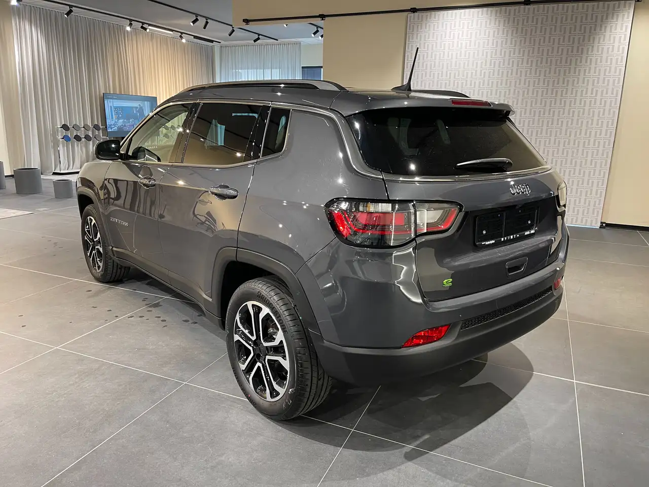 Jeep Compass 9