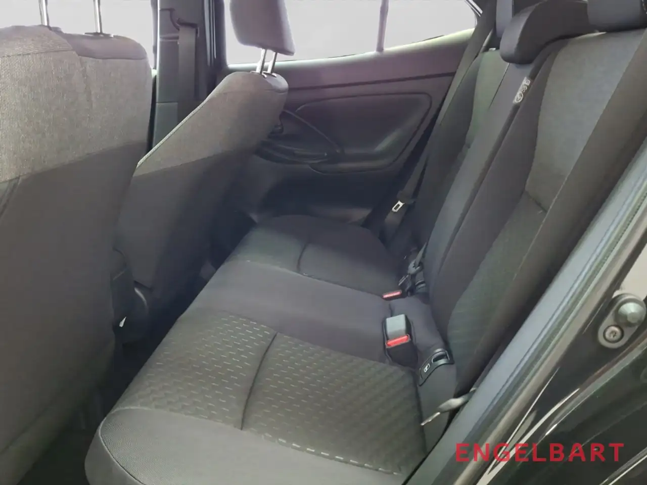 Toyota Yaris 12