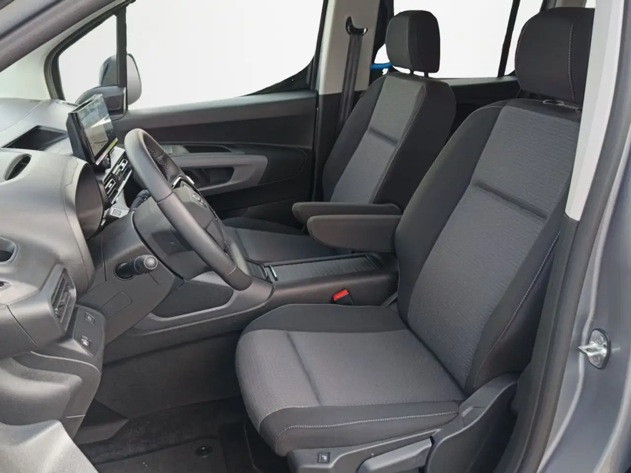 Toyota Proace 9