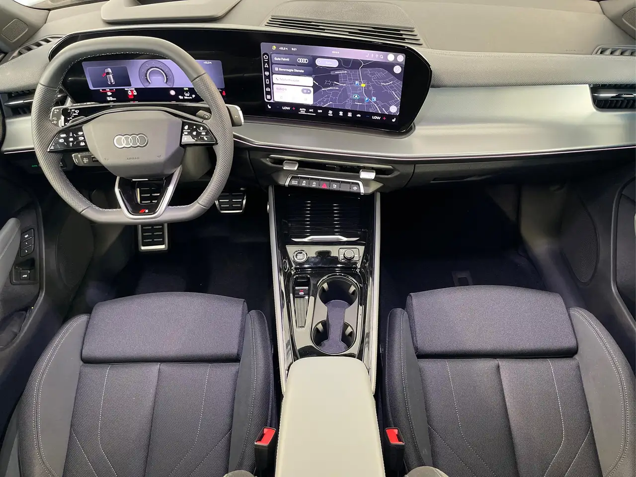 Audi Q3 6