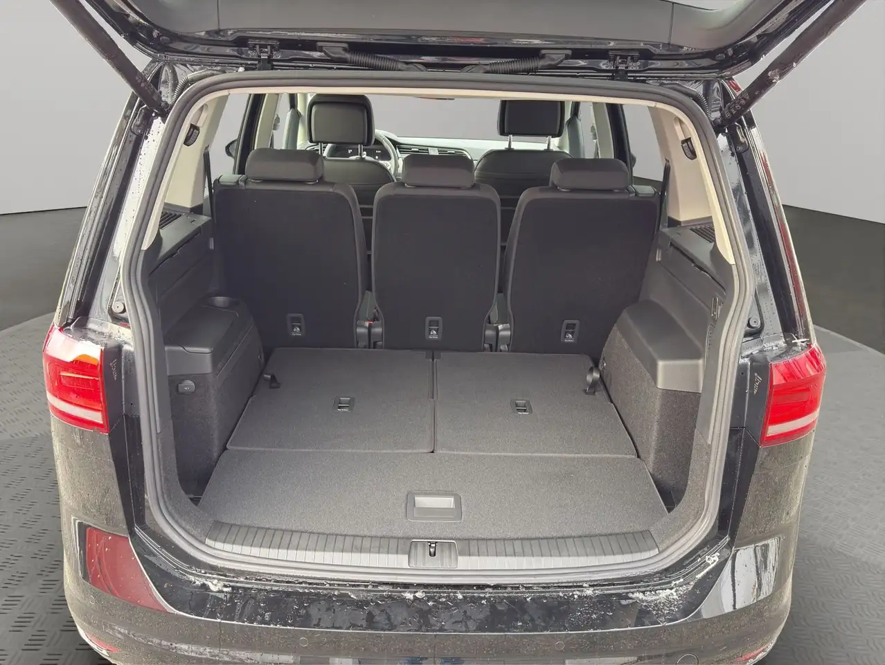 Volkswagen Touran 16