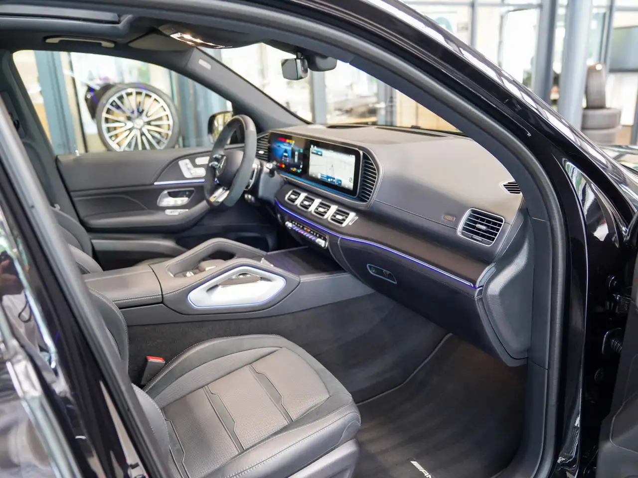 Mercedes-Benz GLE 53 10