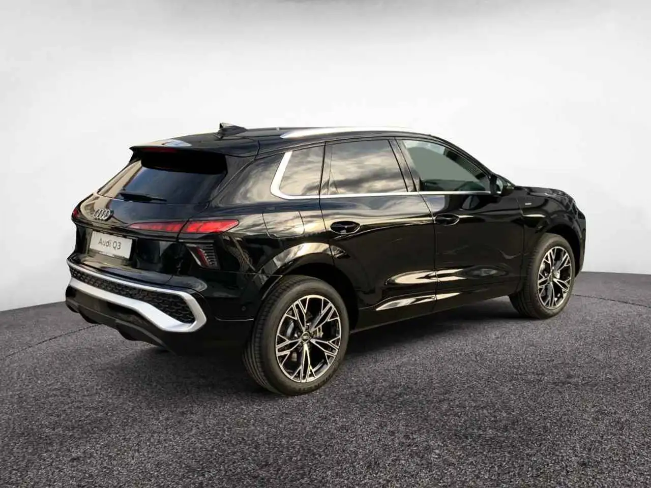 Audi Q3 6