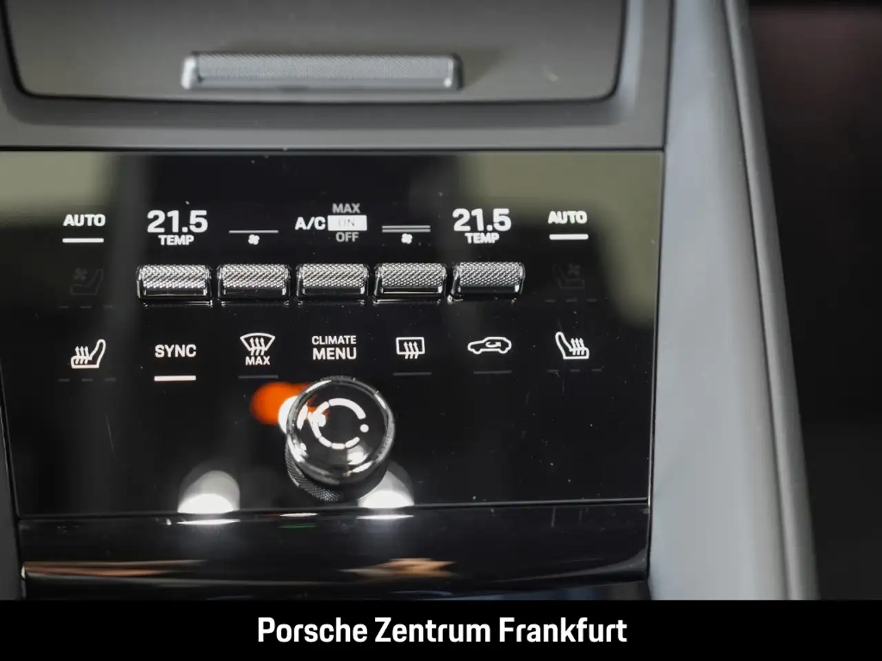 Porsche Macan 13