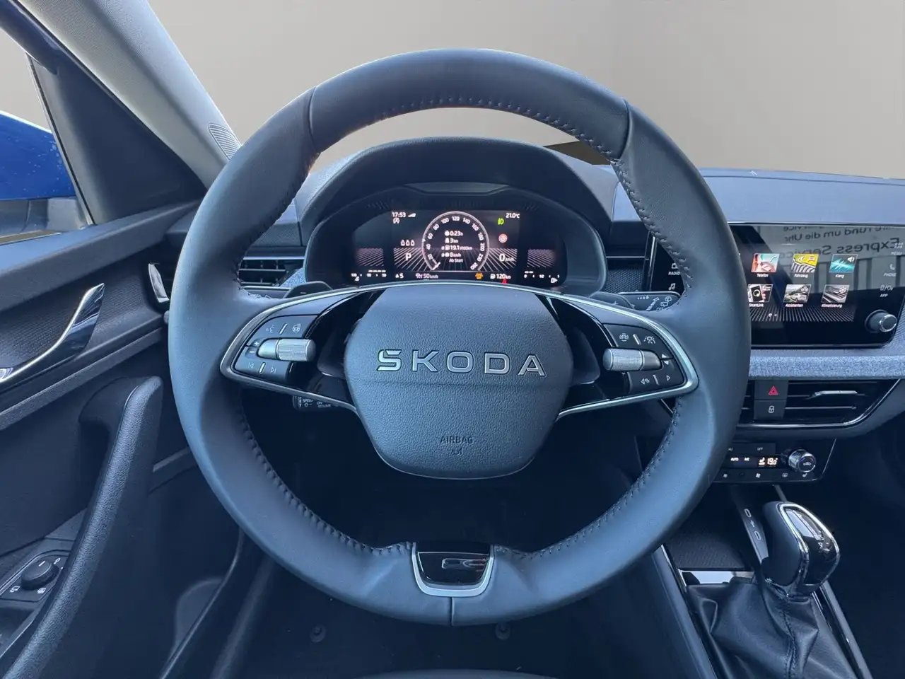 Skoda Scala 10