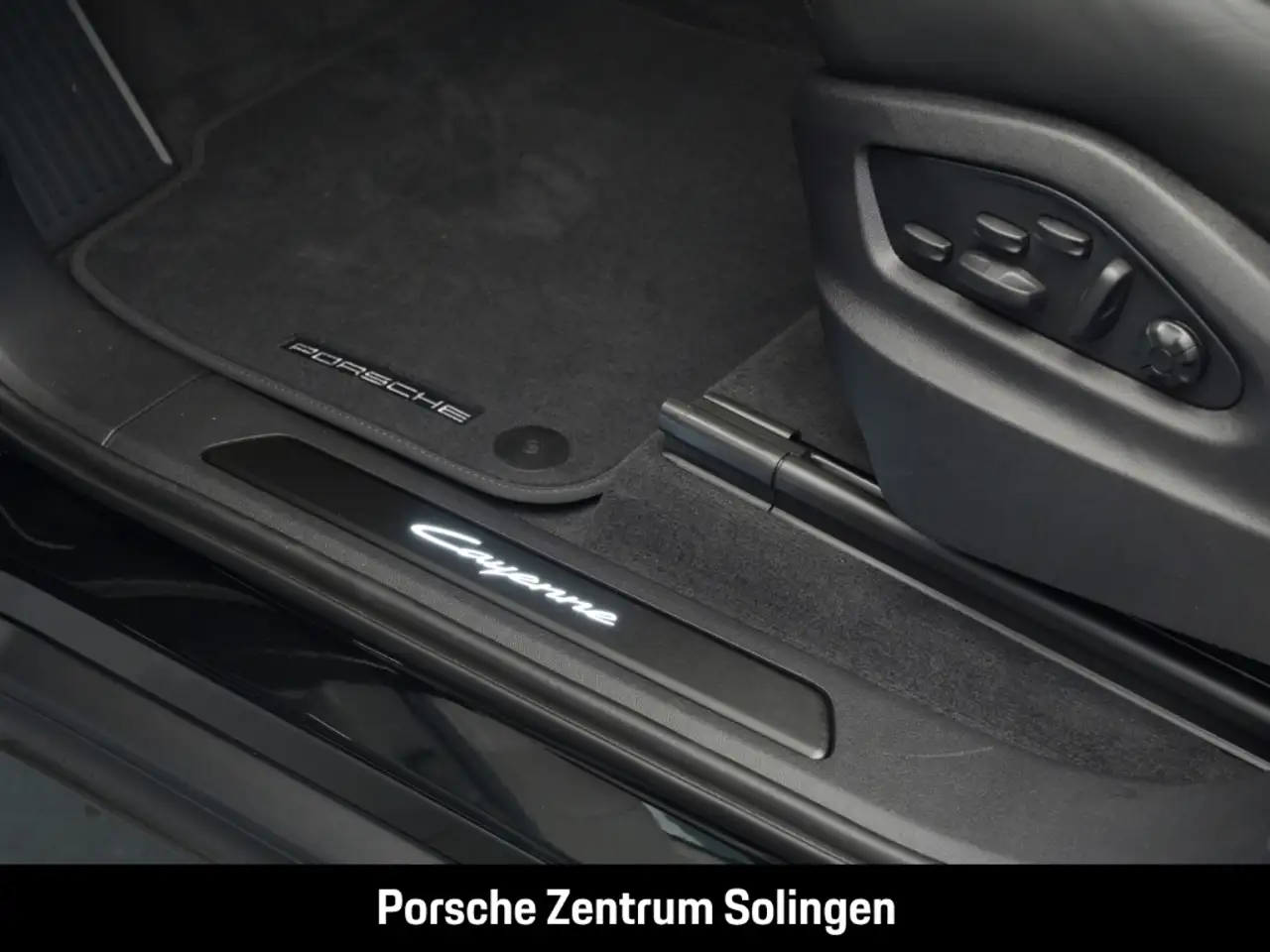 Porsche Cayenne 14