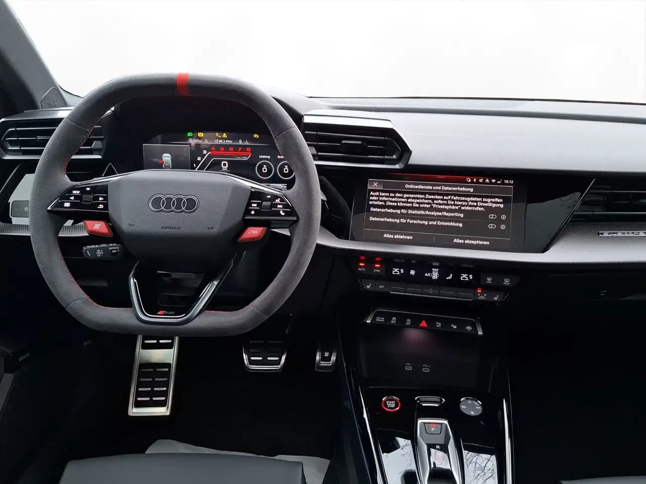 Audi RS3 4