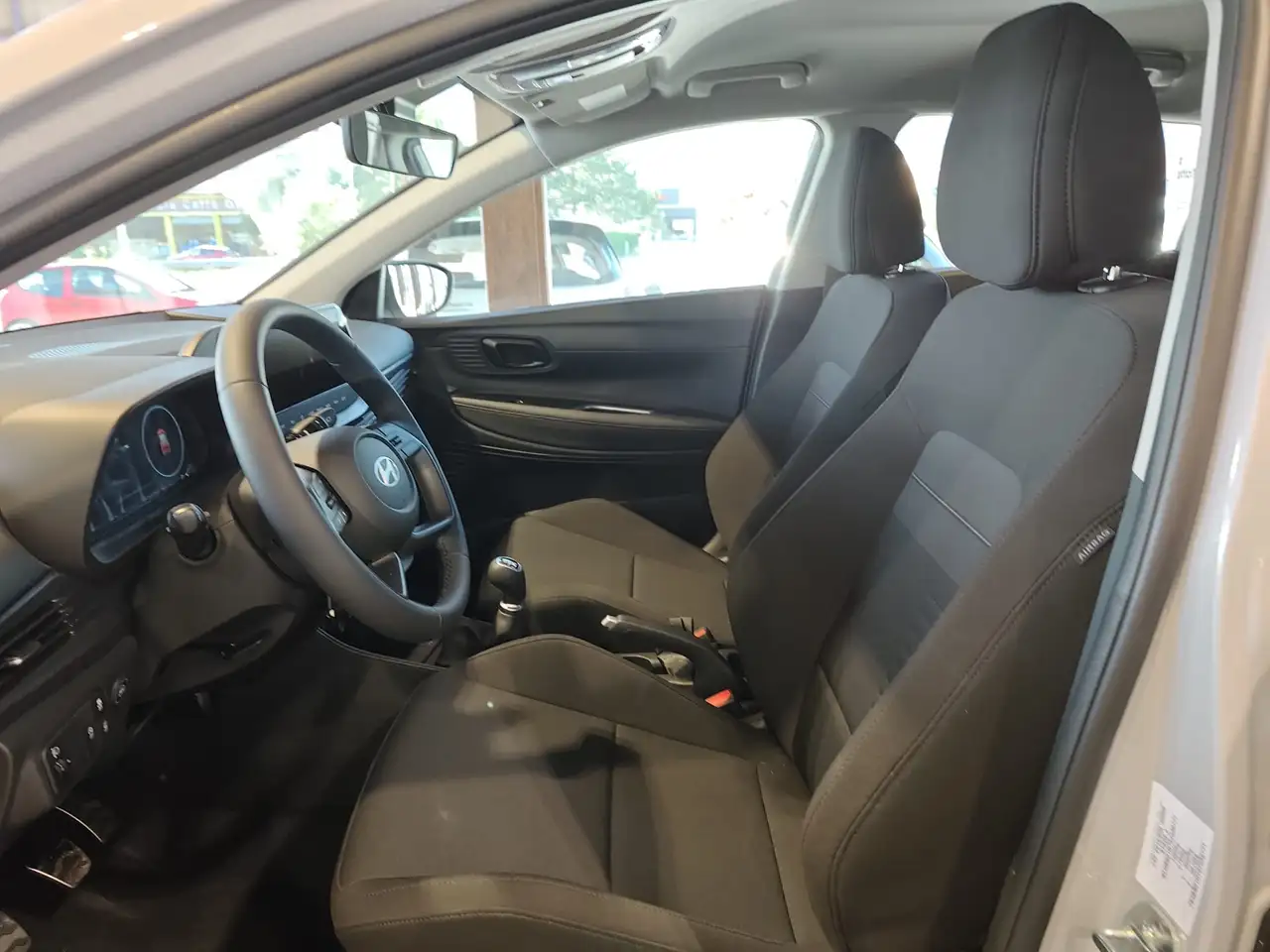Hyundai BAYON 11