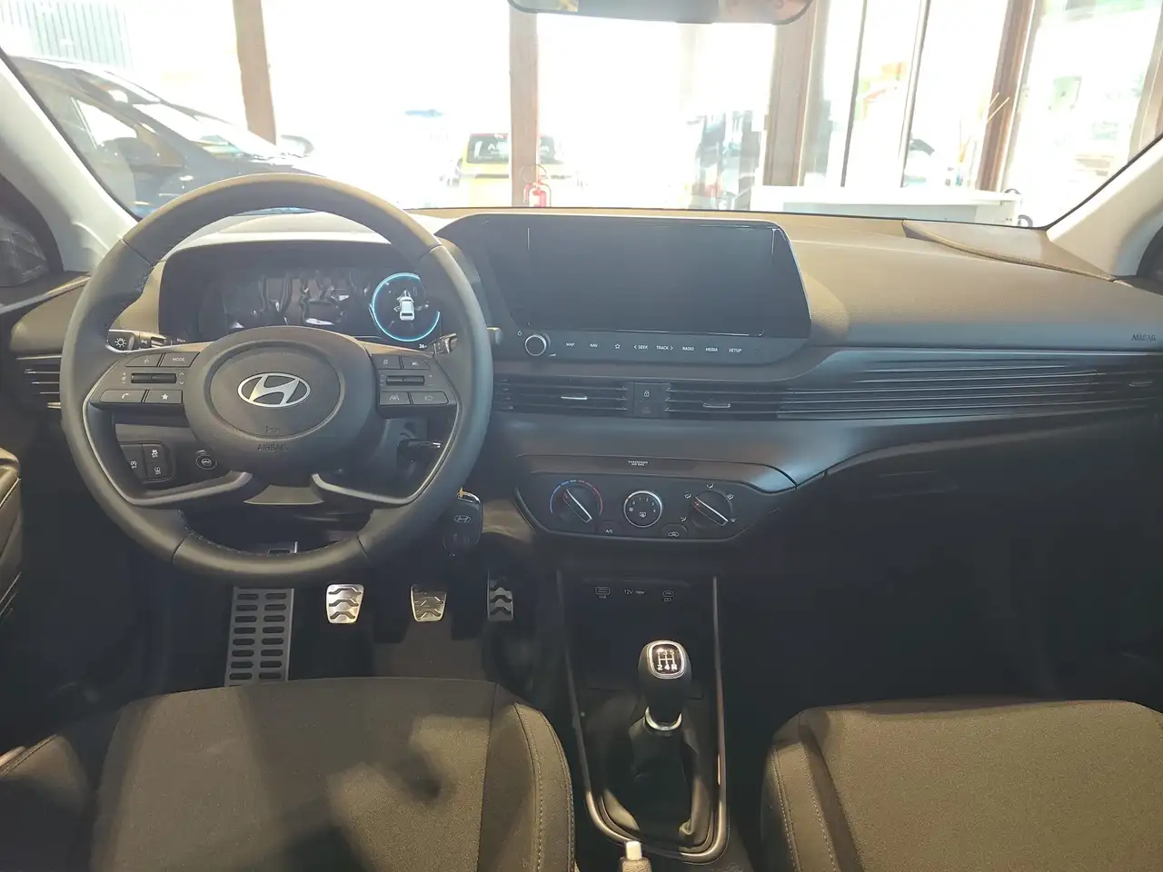Hyundai BAYON 12