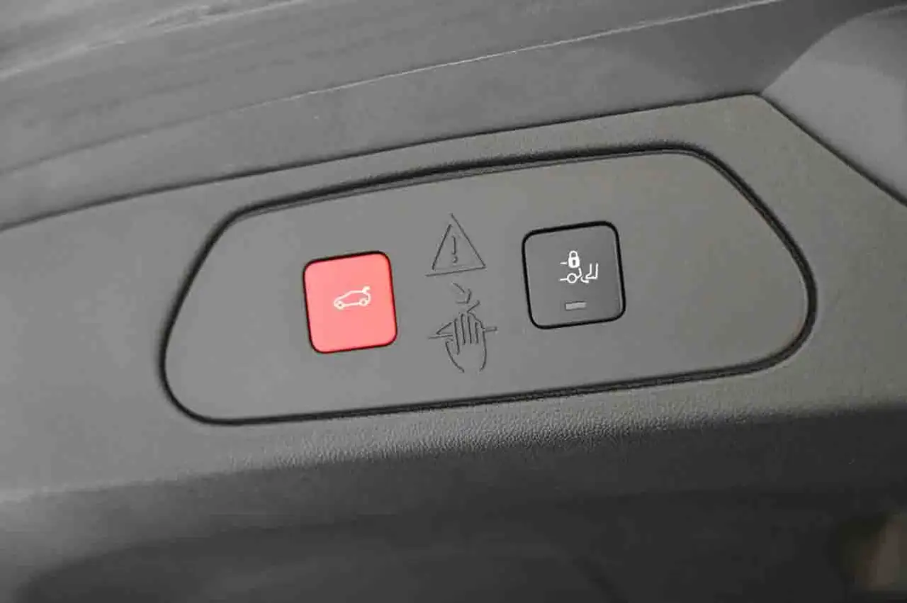 Opel Grandland 8