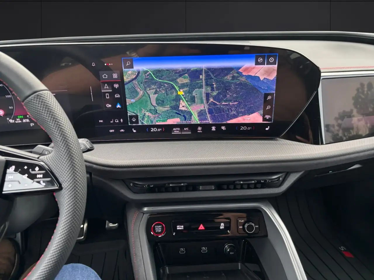Audi SQ5 10