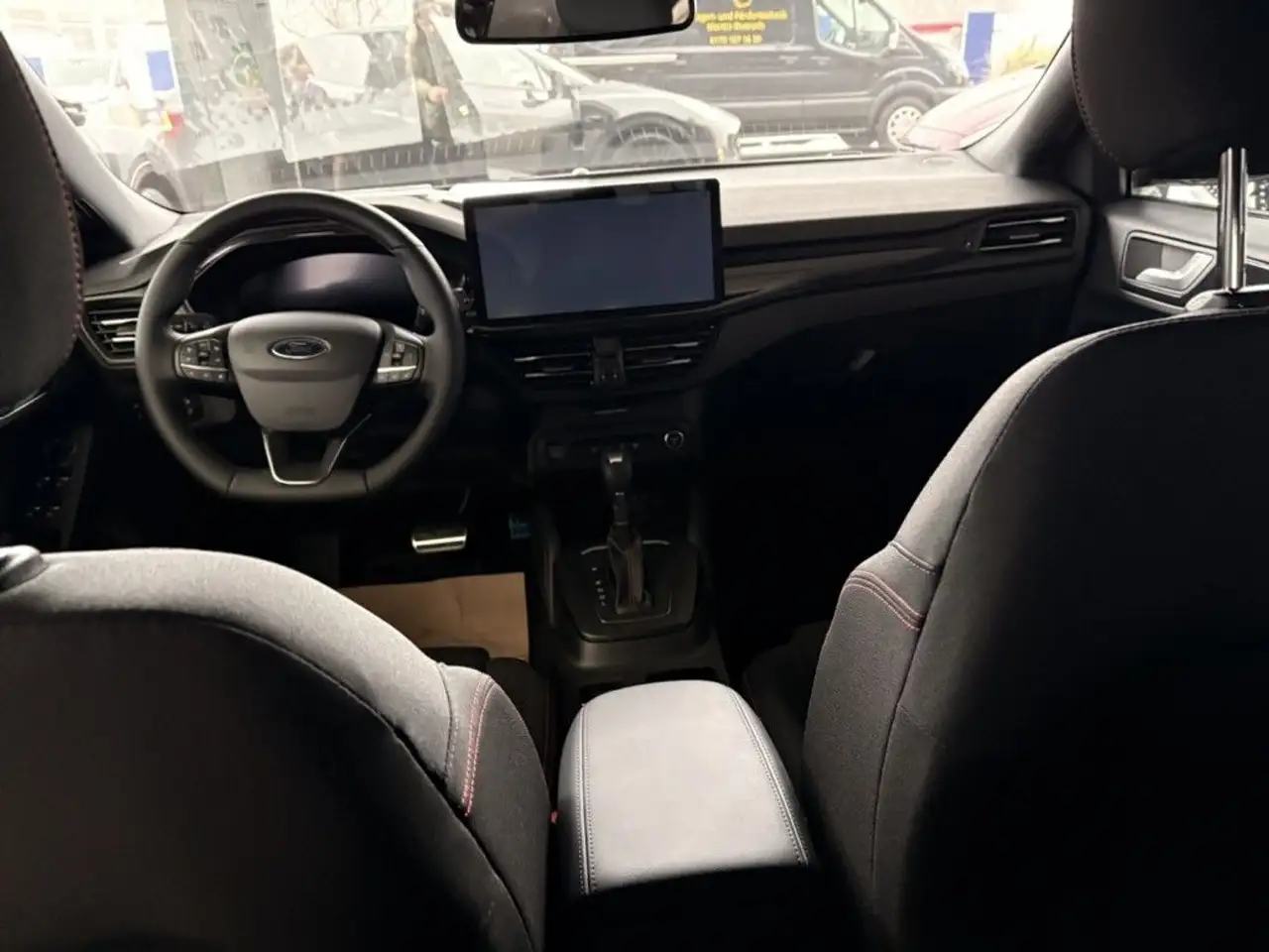 Ford Focus 10