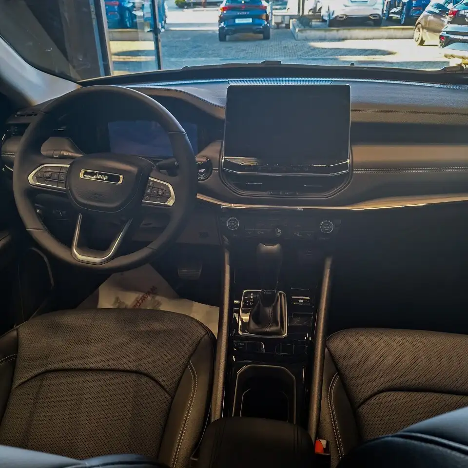 Jeep Compass 11