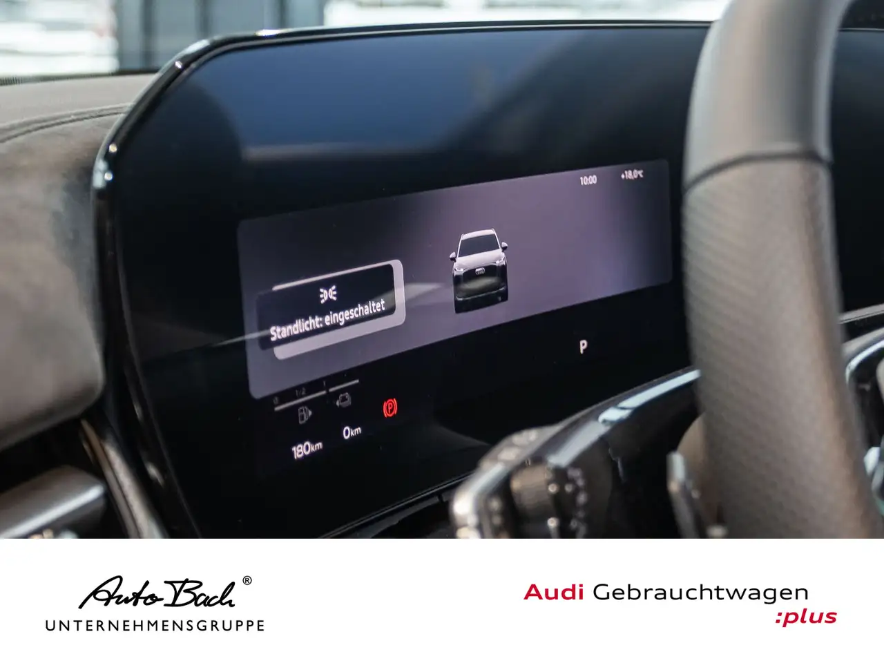 Audi Q3 11
