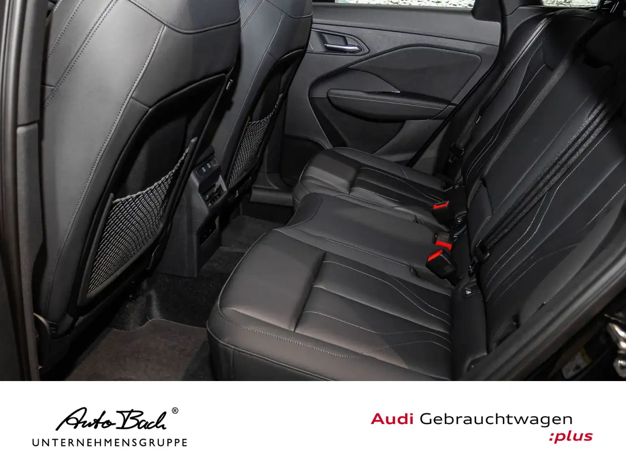 Audi Q3 12