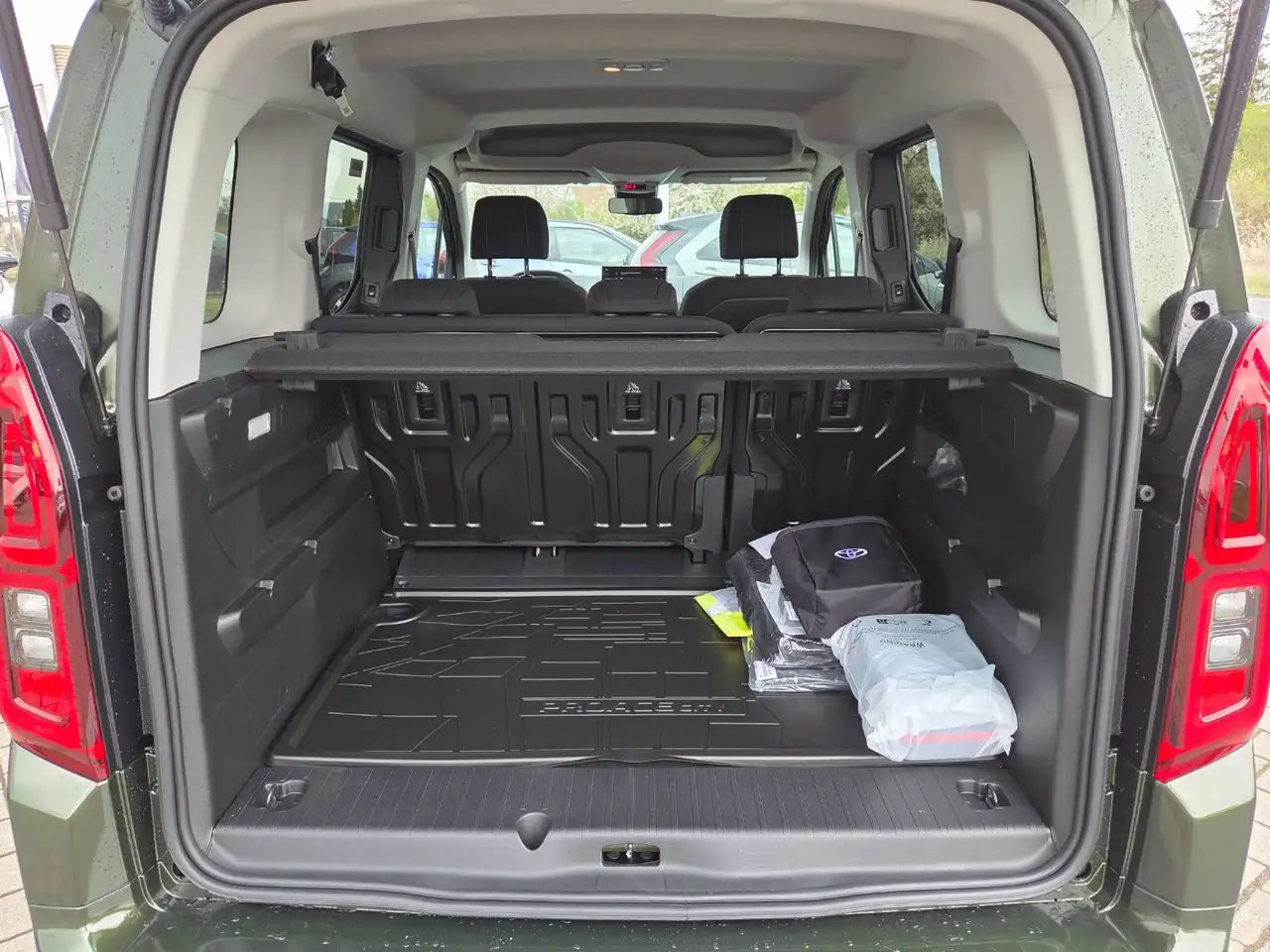 Toyota Proace 8