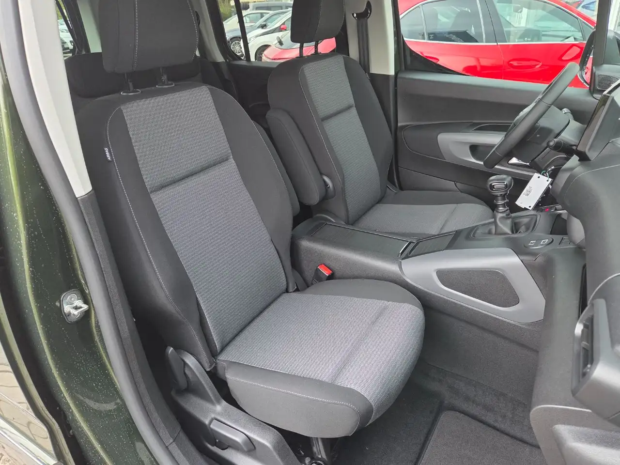 Toyota Proace 14