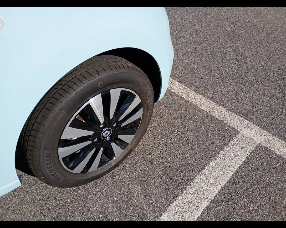 Renault Twingo 9