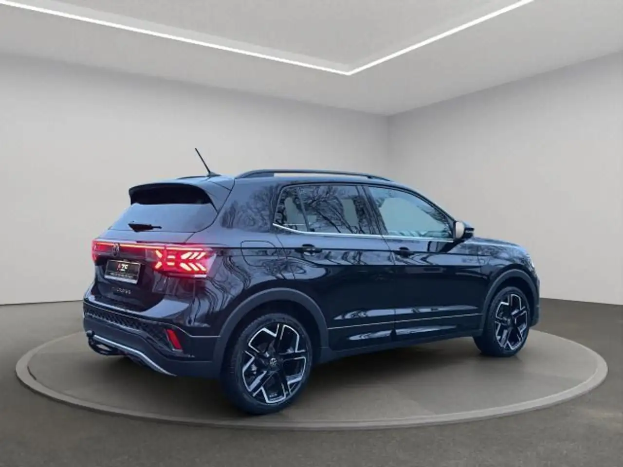 Volkswagen T-Cross 4