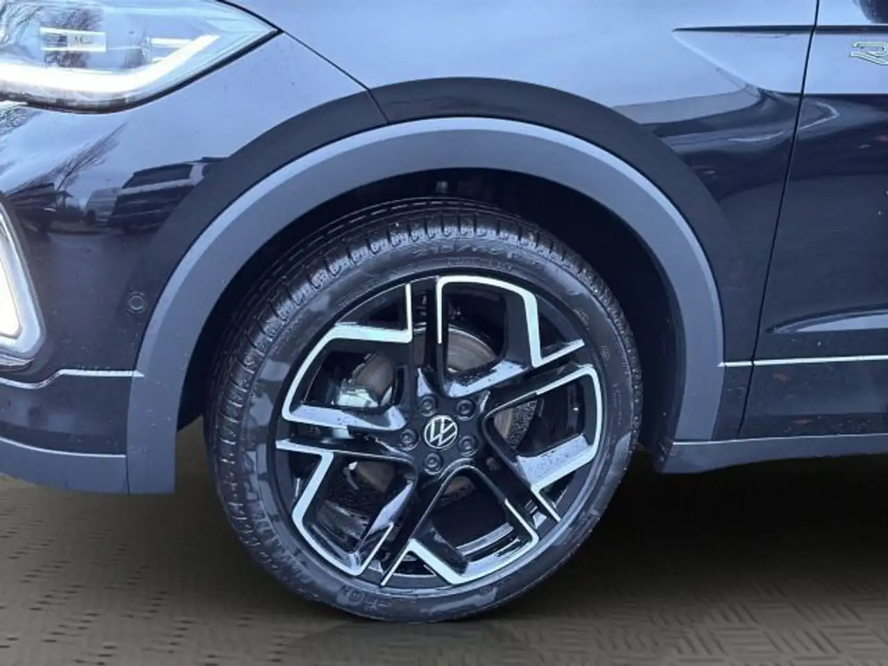 Volkswagen T-Cross 8