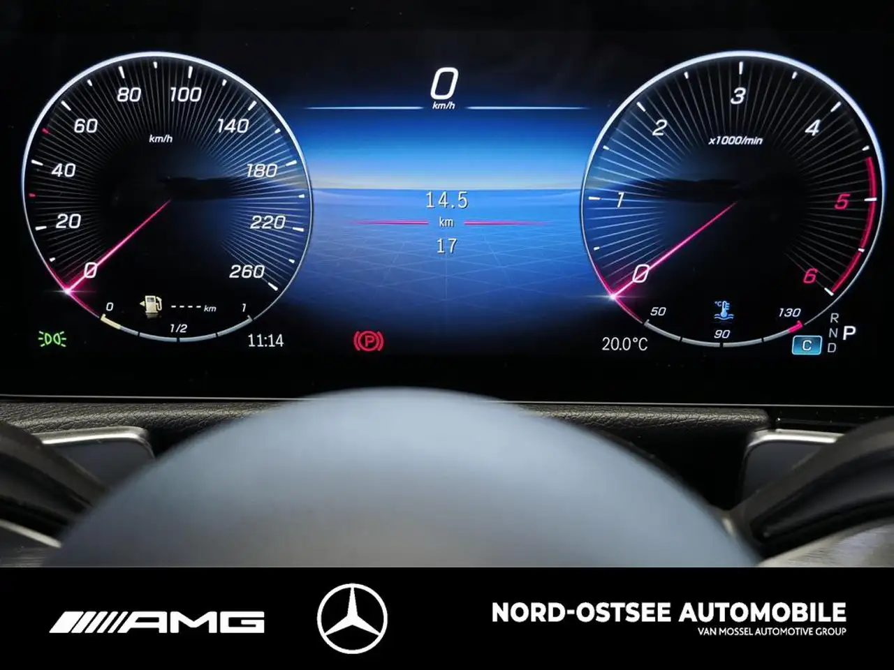 Mercedes-Benz GLB 200 7