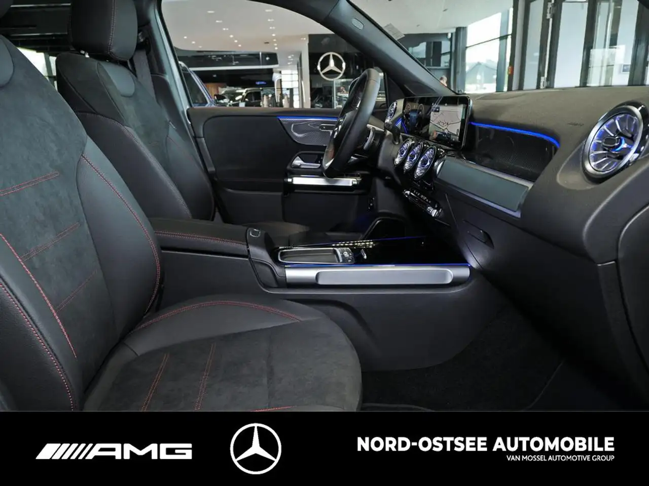 Mercedes-Benz GLB 200 13