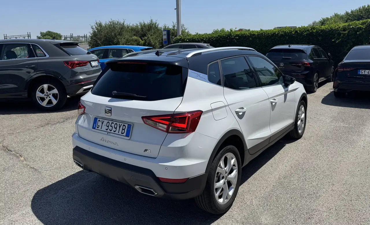 Seat Arona 3