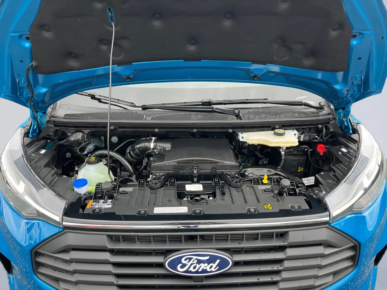 Ford Transit 9