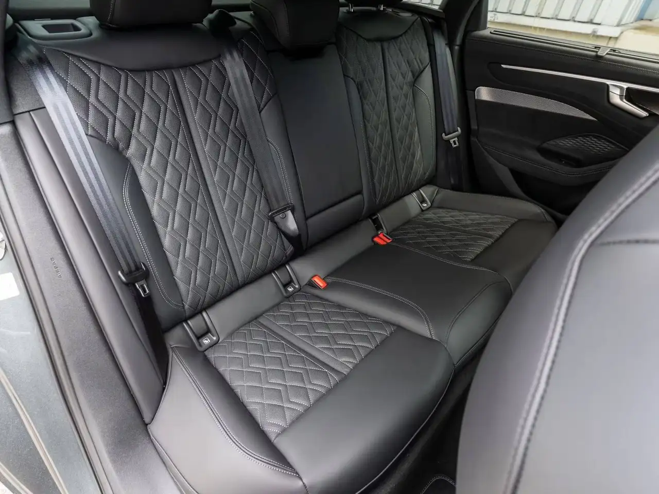 Audi A6 6