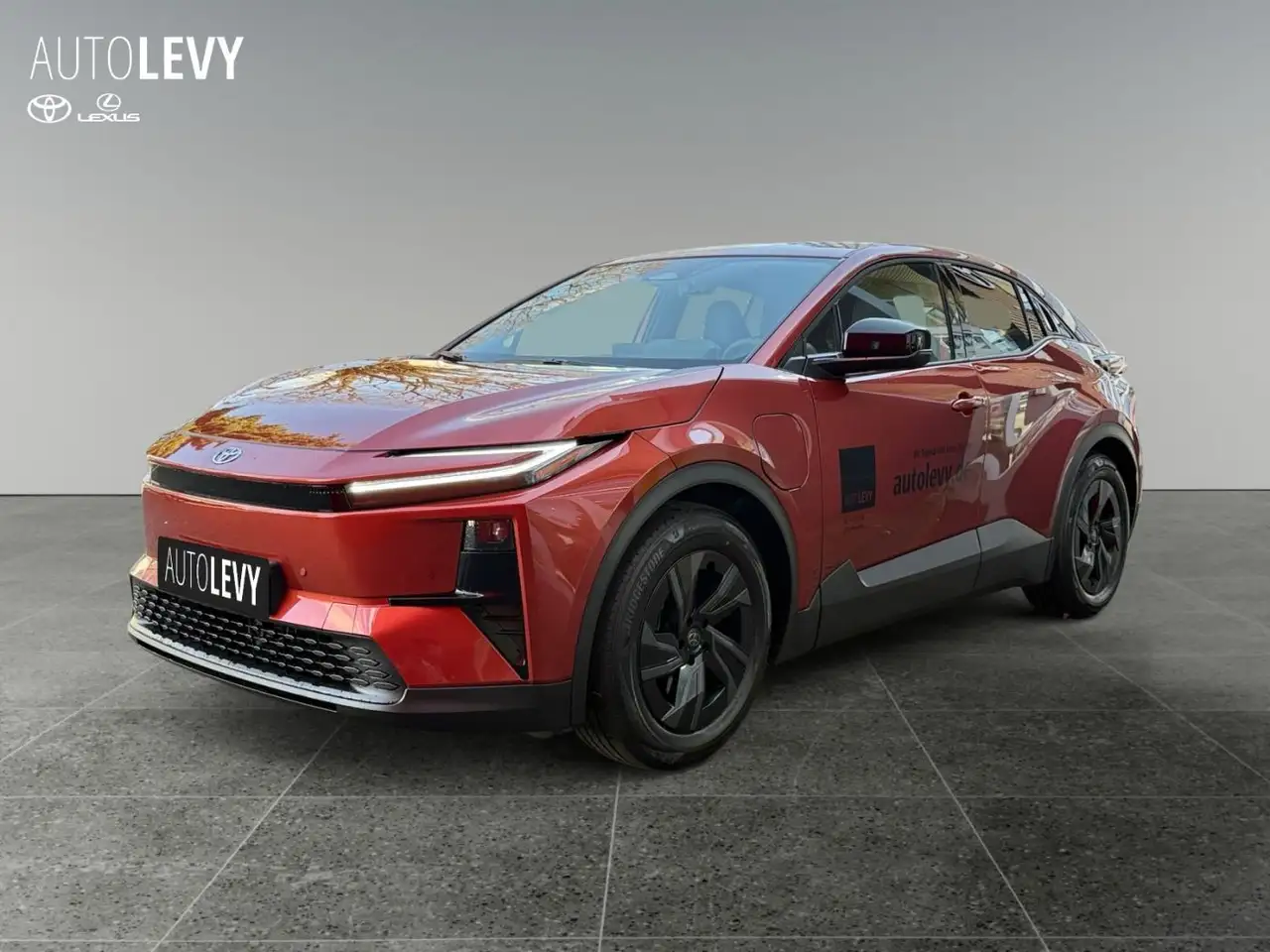 Toyota C-HR 2