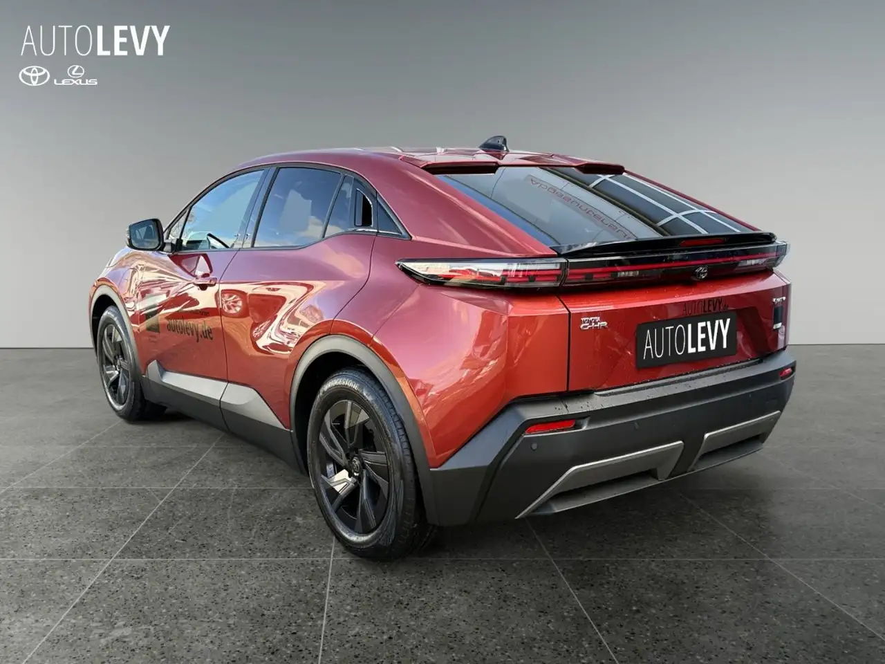 Toyota C-HR 4