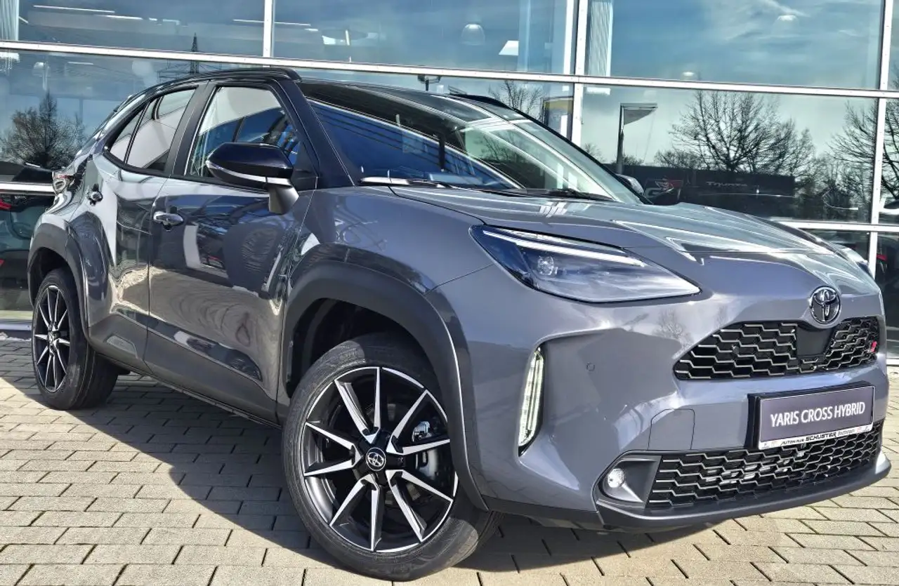 Toyota Yaris 2