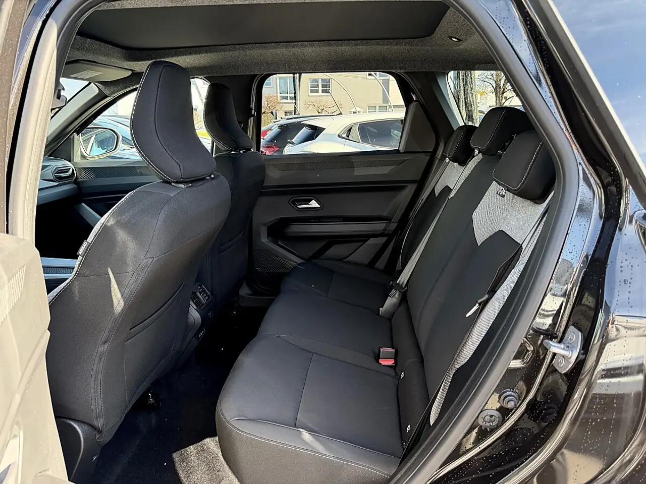 Dacia Bigster 8
