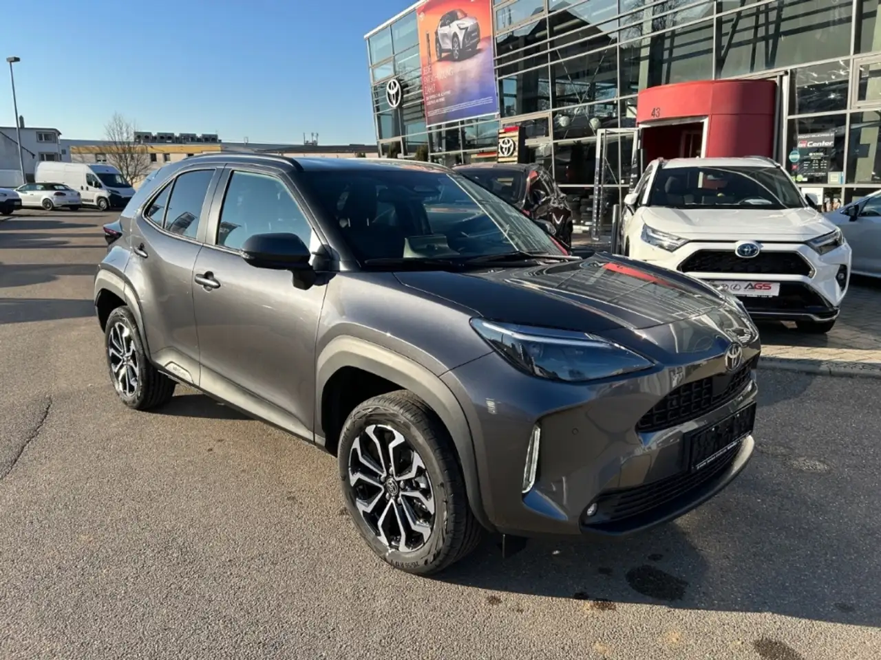 Toyota Yaris 2