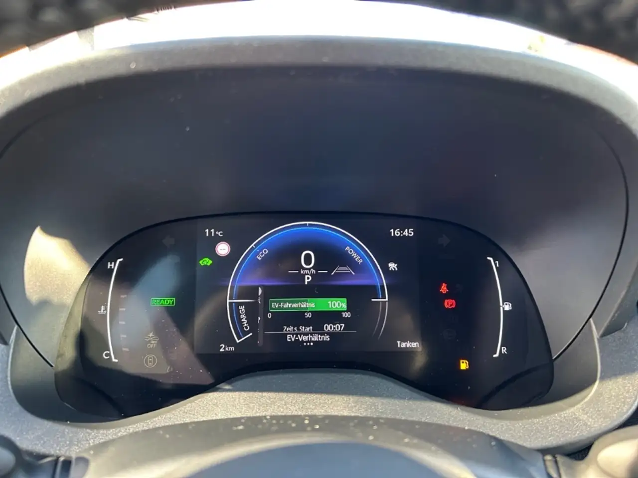 Toyota Yaris 16