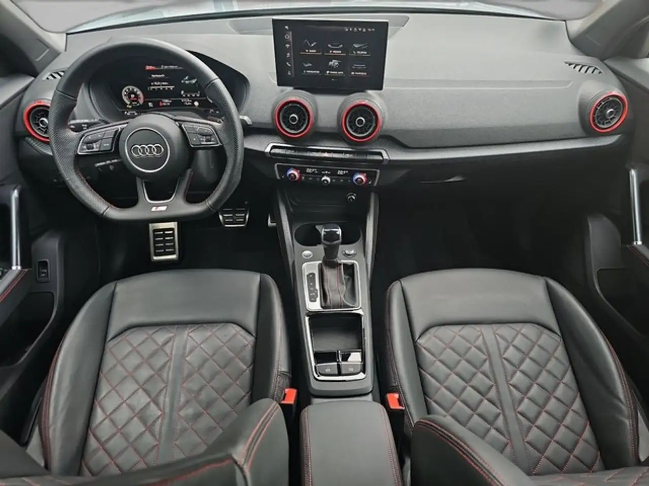 Audi Q2 35 9