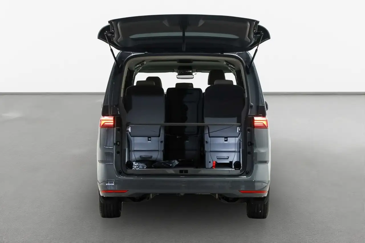 Volkswagen T7 Multivan 10